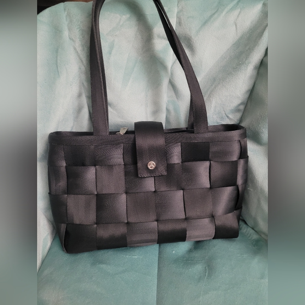 Mercedes Benz/ Harvey's Seatbelt bag